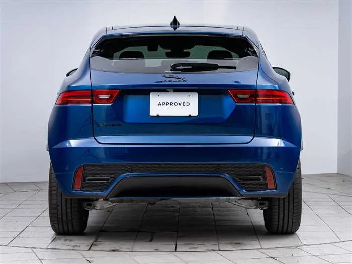 Jaguar E-Pace 2023 — миниатюра 5
