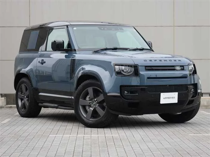 Land Rover Defender 2025 — фото 1, купить с доставкой в Москву