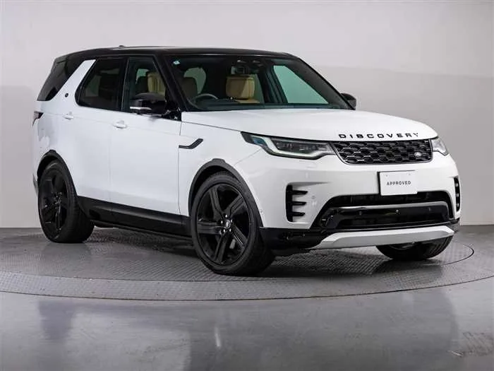 Land Rover Discovery 2024 — фото 1, купить с доставкой в Москву