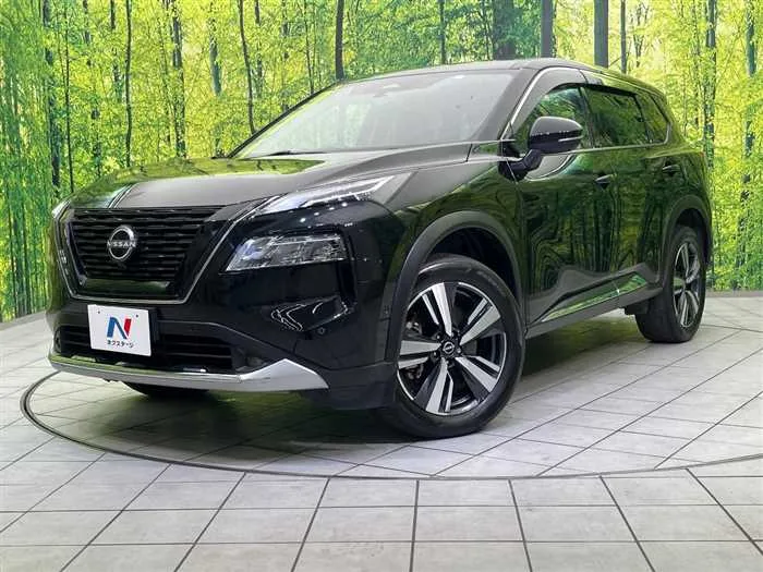 Nissan X-Trail 2023 — фото 1, купить с доставкой в Москву
