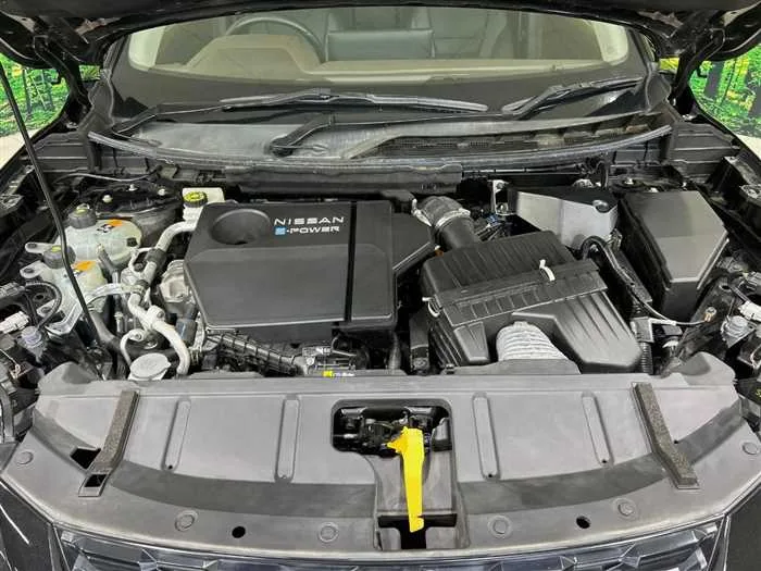 Nissan X-Trail 2022 — миниатюра 5