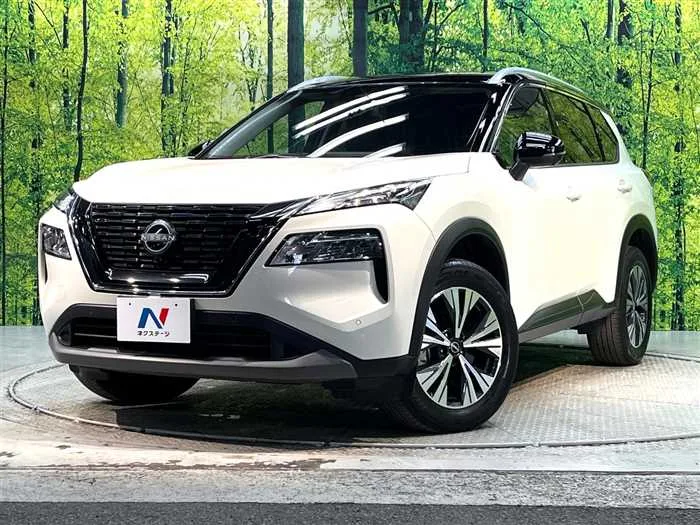 Nissan X-Trail 2023 — фото 1, купить с доставкой в Москву