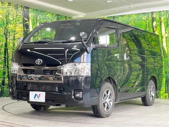 Toyota Hiace Van 2023 — миниатюра 3