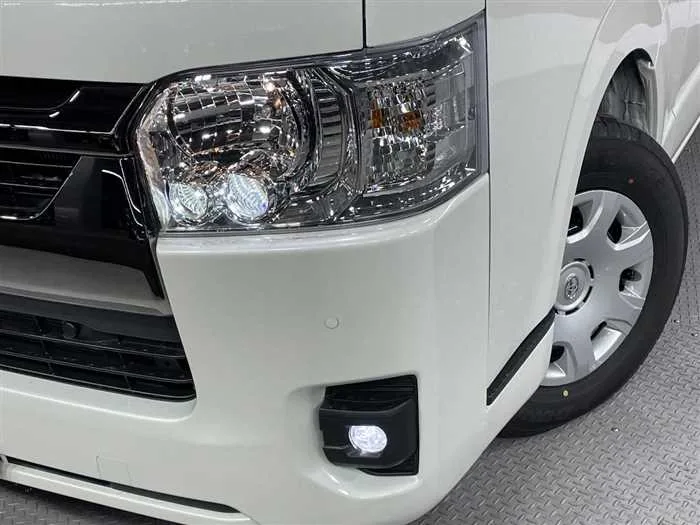 Toyota Hiace Van 2026 — миниатюра 5
