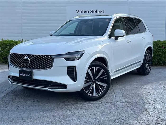 Volvo XC90 2025 — фото 1, купить с доставкой в Москву