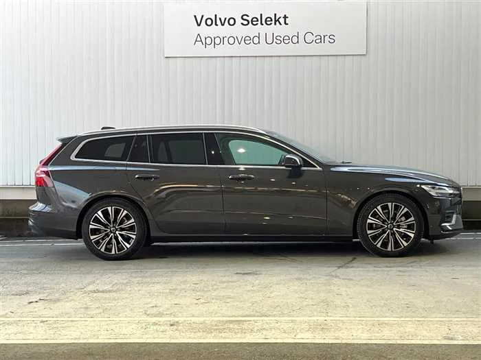 Volvo V60 2025 — миниатюра 3