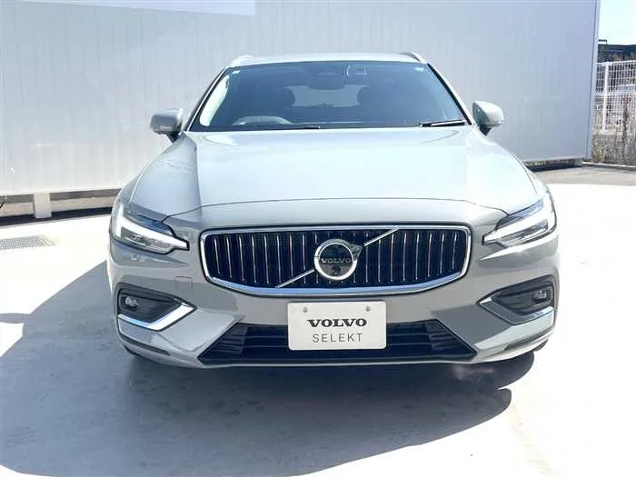 Volvo V60 2025 — миниатюра 5