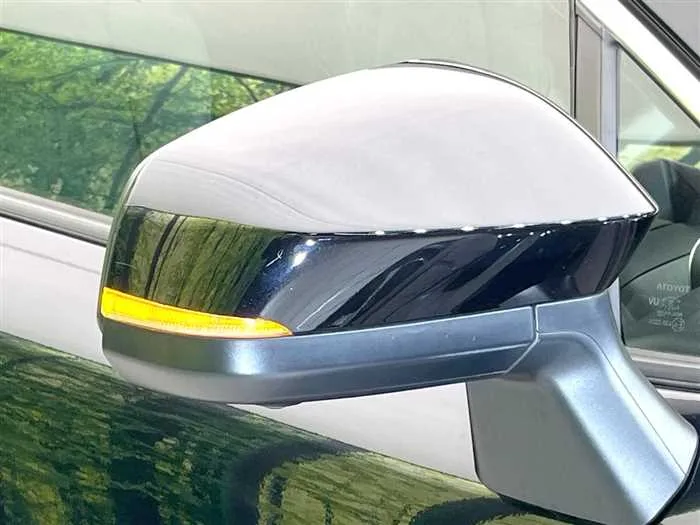 Toyota CorollaCross 2023 — миниатюра 3