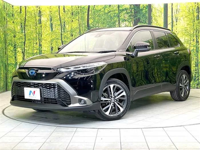 Toyota CorollaCross 2023 — фото 1, купить с доставкой в Москву