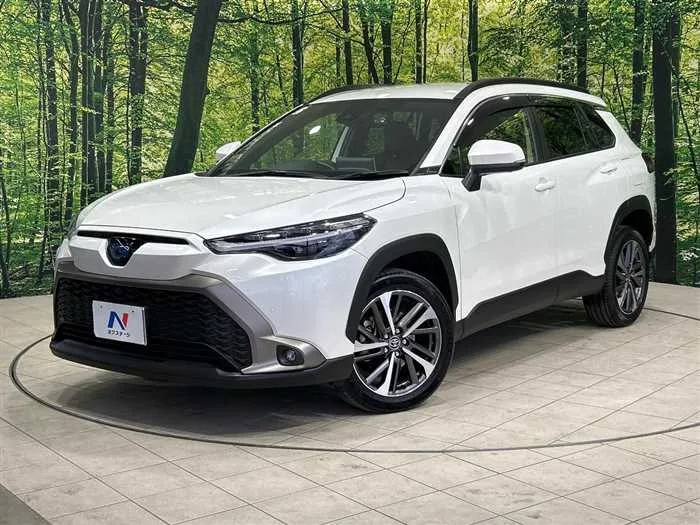 Toyota CorollaCross 2023 — фото 1, купить с доставкой в Москву