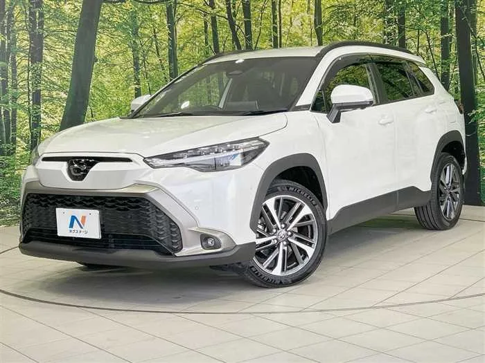 Toyota CorollaCross 2023 — фото 1, купить с доставкой в Москву