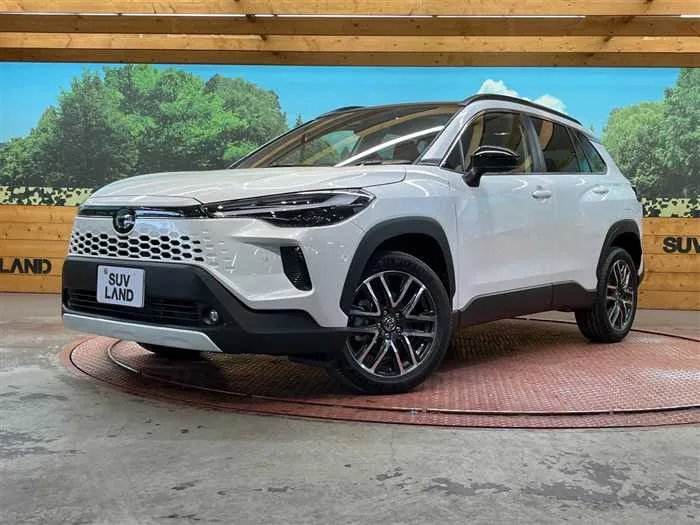 Toyota CorollaCross 2026 — фото 1, купить с доставкой в Москву