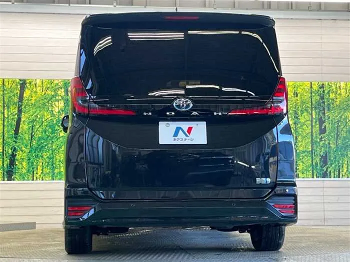 Toyota Noah 2023 — миниатюра 4