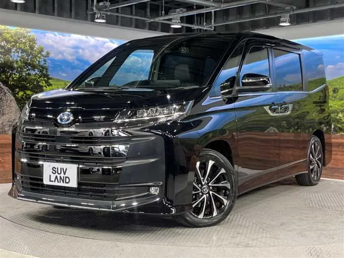 Toyota Noah 2023 — миниатюра 3
