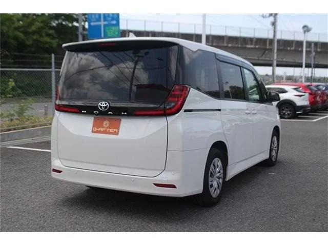 Toyota Noah 2024 — миниатюра 4