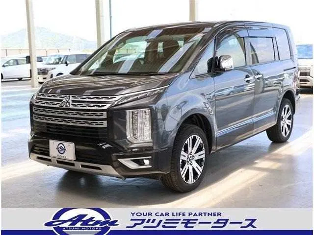 Mitsubishi Delica D:5 2024 — фото 1, купить с доставкой в Москву