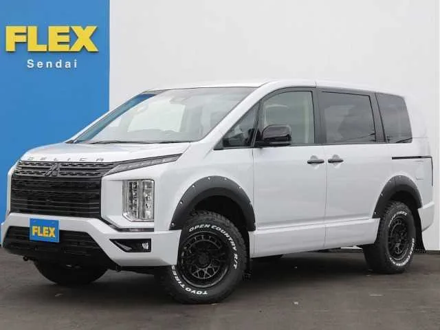 Mitsubishi Delica D5 2026 — фото 1, купить с доставкой в Москву