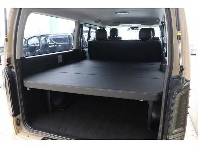 Toyota Hiace Van 2024 — миниатюра 2