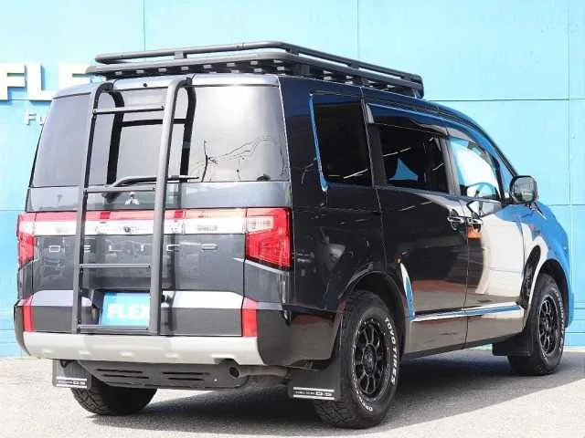 Mitsubishi Delica D:5 2023 — миниатюра 4
