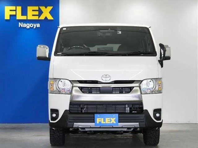 Toyota Hiace Van 2025 — миниатюра 2
