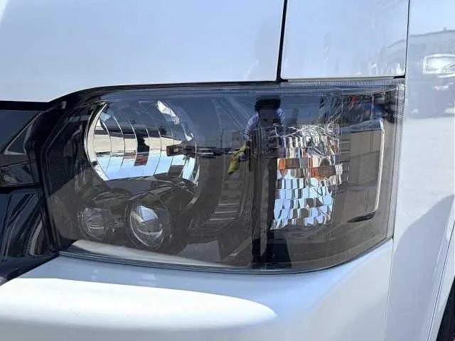 Toyota Hiace Van 2022 — миниатюра 4