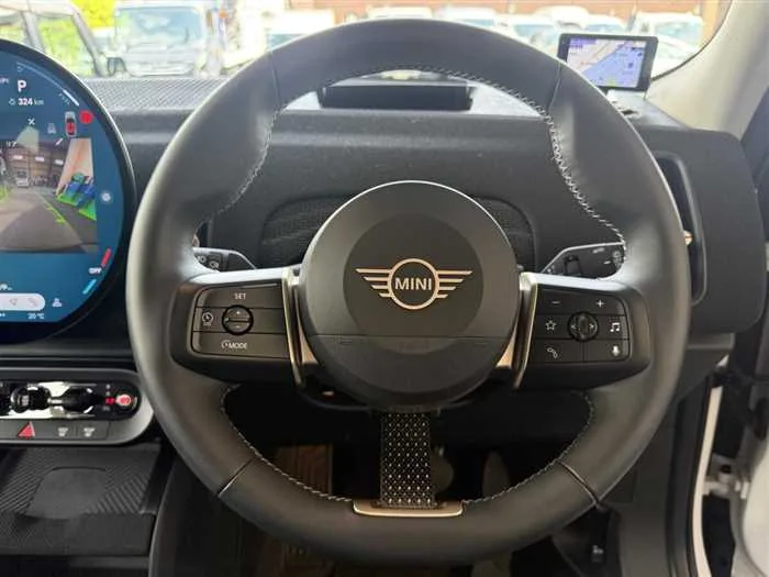 BMW MINI D DCT 2024 — миниатюра 4