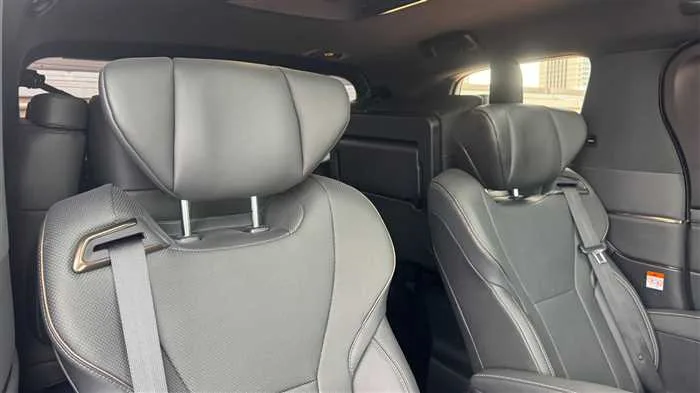 Toyota Alphard Z E-Four 2024 — миниатюра 3
