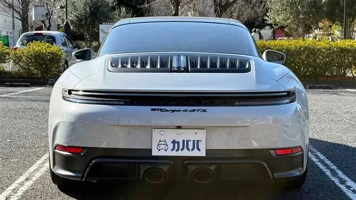 Porsche 911 4 GTS PDK 2025 — миниатюра 5