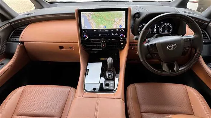 Toyota Vellfire Z 2024 — миниатюра 5