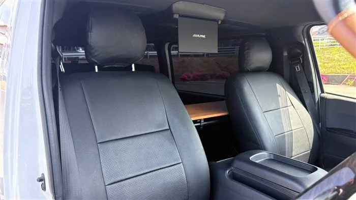 Toyota Hiace Van GL 2023 — миниатюра 3