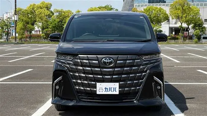 Toyota Alphard Z 2023 — миниатюра 2
