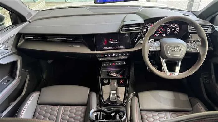 Audi RS3 Sedan 2022 — миниатюра 5