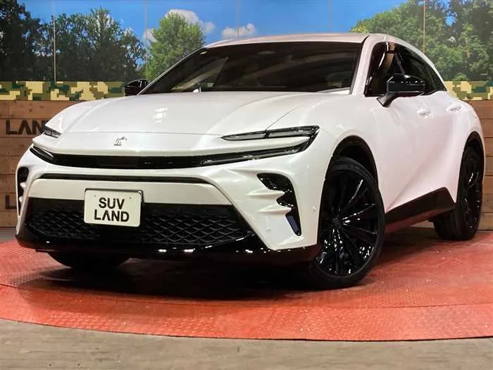 Toyota Crown 2023 — фото 1, купить с доставкой в Москву