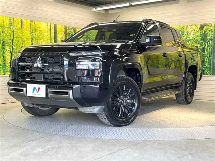 Mitsubishi Triton 2024 — фото 1, купить с доставкой в Москву