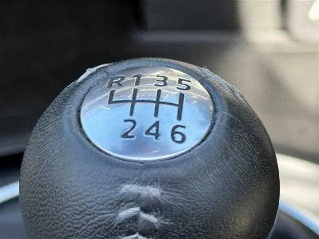 Mazda Roadster 2023 — миниатюра 3