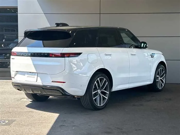 Land Rover Range Rover Sport 2024 — миниатюра 3