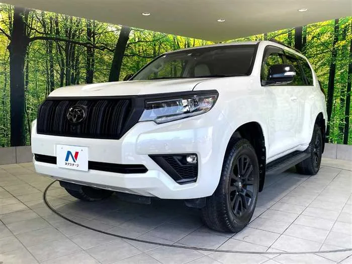 Toyota Land Cruiser Prado 2023 — миниатюра 5