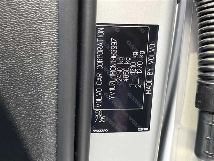 Volvo XC60 2022 — миниатюра 2