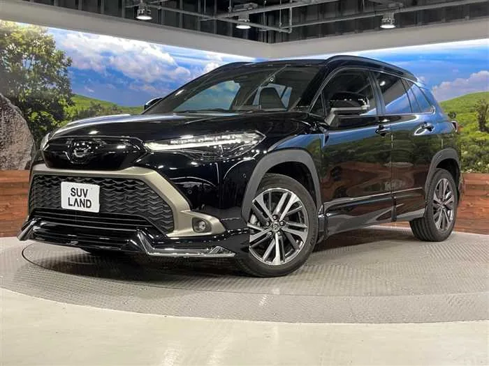 Toyota CorollaCross 2023 — фото 1, купить с доставкой в Москву