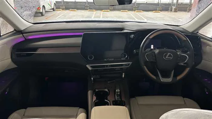 Lexus RX 350h L 2023 — миниатюра 2