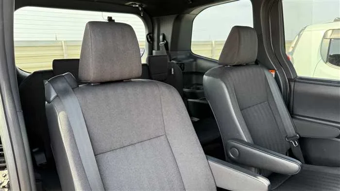 Toyota Voxy S-G 2023 — миниатюра 5