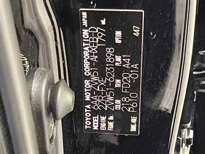 Toyota Prius 2022 — миниатюра 2
