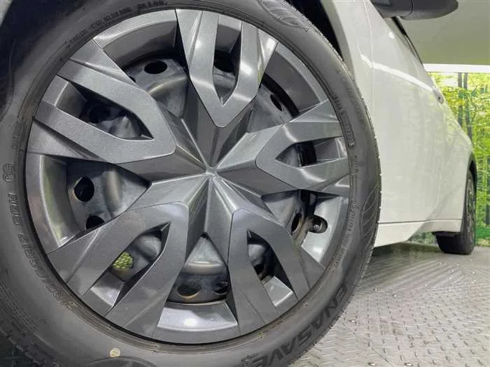 Toyota Prius 2023 — миниатюра 5
