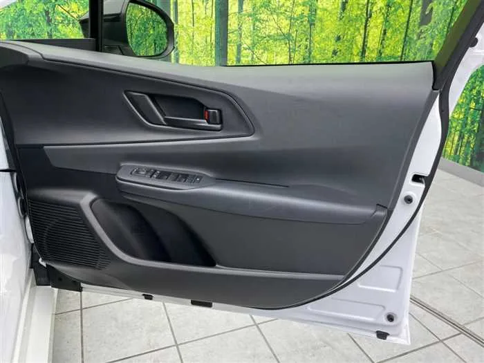 Toyota Prius 2024 — миниатюра 3