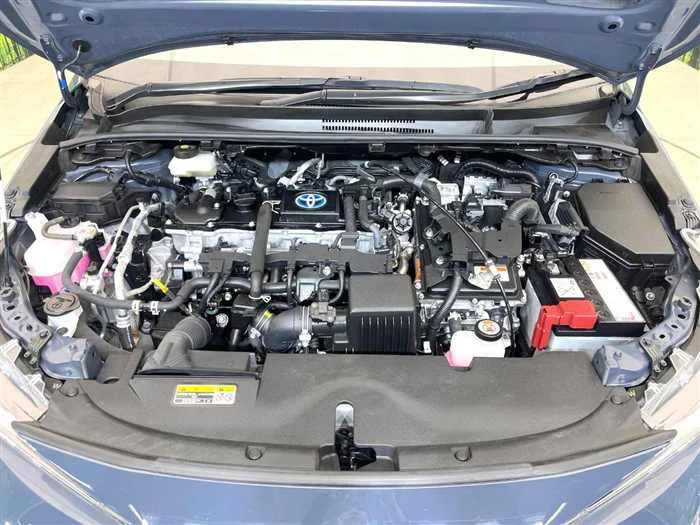 Toyota Corolla Sedan 2023 — миниатюра 5