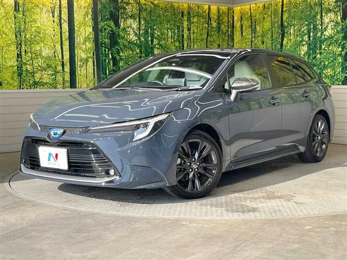 Toyota Corolla Sedan 2024 — фото 1, купить с доставкой в Москву
