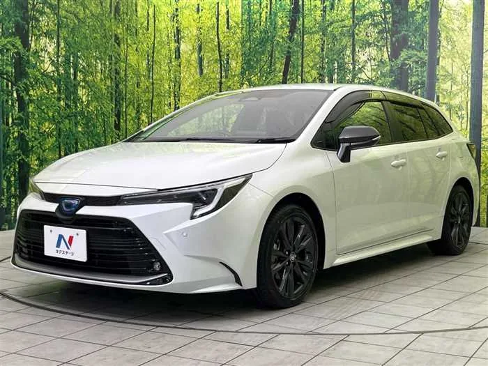 Toyota Corolla Sedan 2024 — миниатюра 5