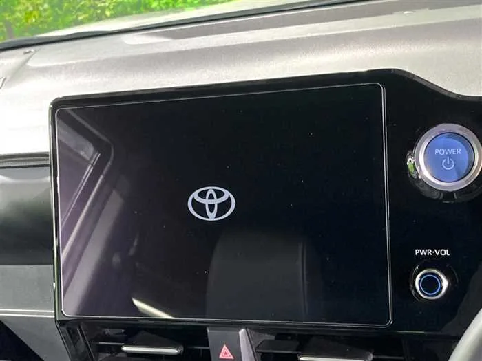 Toyota Noah 2022 — миниатюра 3