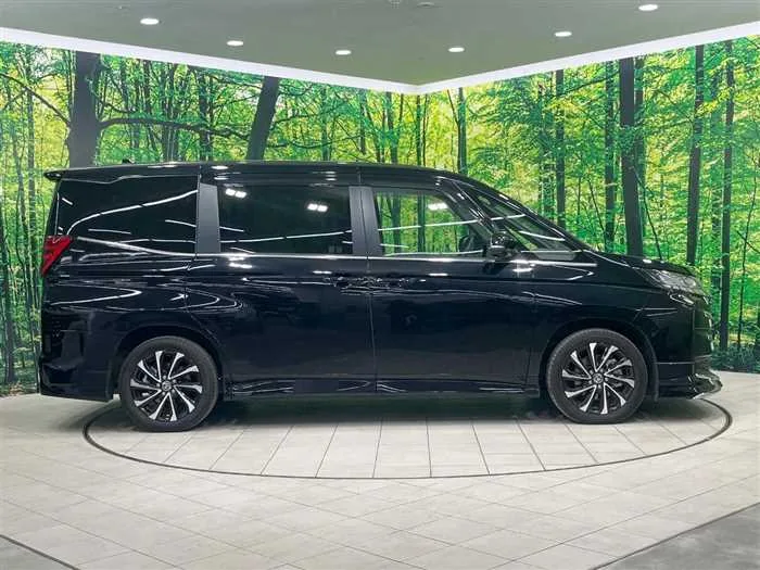 Toyota Noah 2023 — миниатюра 5