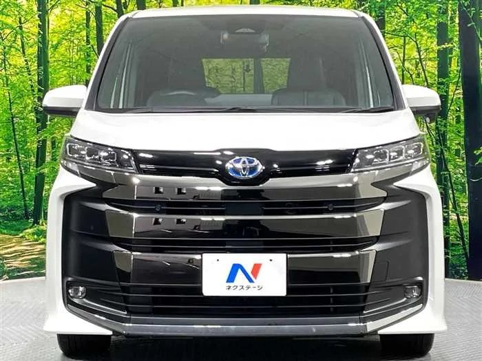 Toyota Noah 2023 — миниатюра 3
